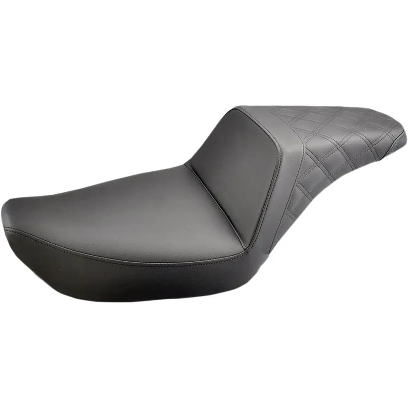 Saddlemen Step-Up Rear Lattice Stitch voor Harley