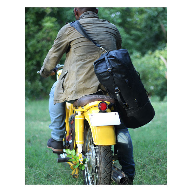 Trip Machine Vintage lederen militaire motorfiets reistas