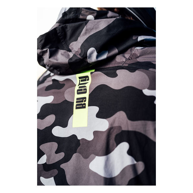 By City Militaire regenjas