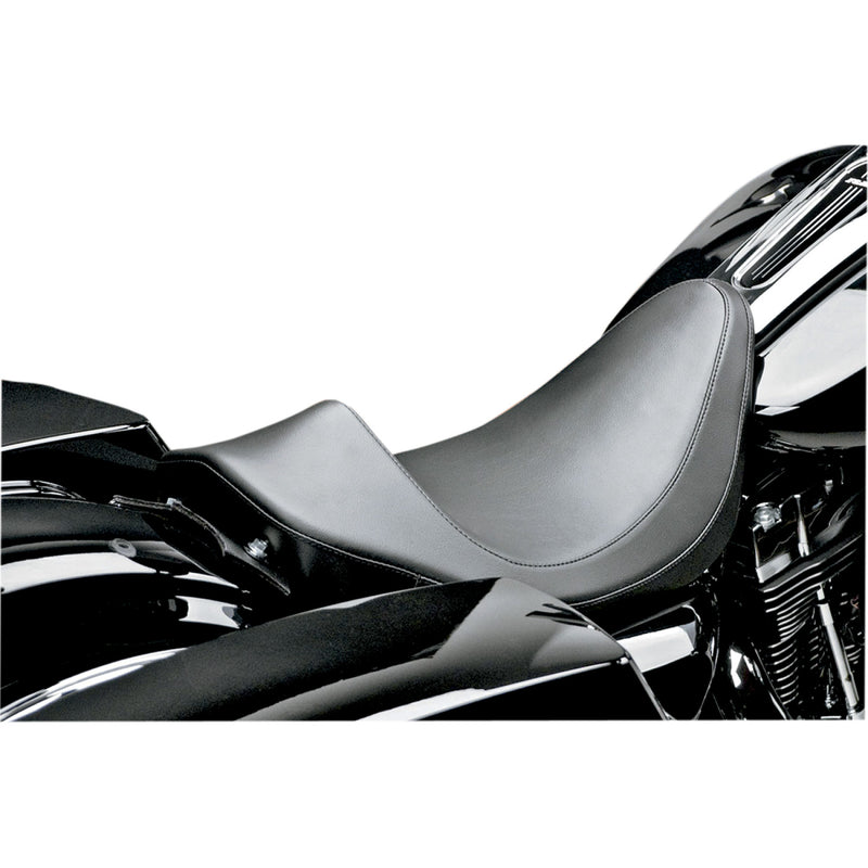 Le Pera Villain solo-zadel voor Harley