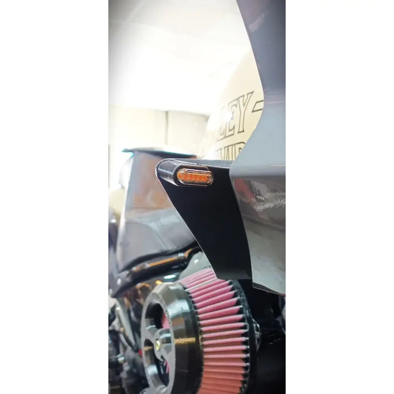 Dominator ST kuip winddeflector LED richtingaanwijzers voor Harley