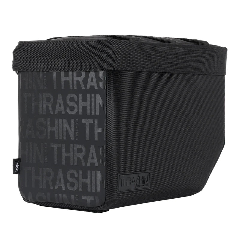 Thrashin Supply Essential Base 10L Throw-Over motorfiets zadeltas set