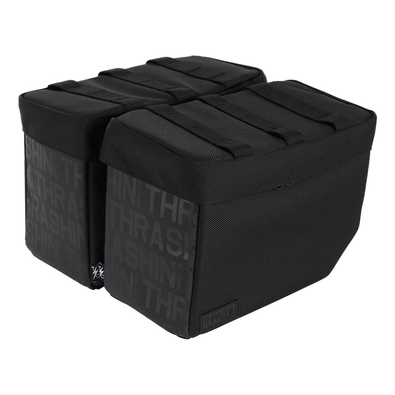 Thrashin Supply Essential Base 10L Throw-Over motorfiets zadeltas set