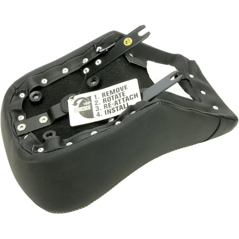 Saddlemen Dominator lage solo-passagierszitting voor Harley