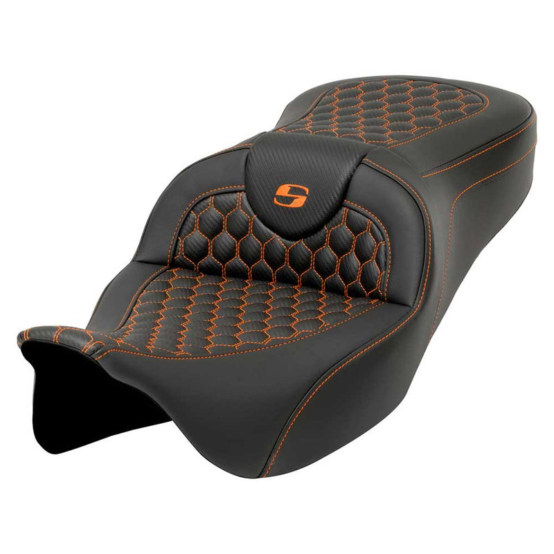 Saddlemen Roadsofa Extended Reach Honeycomb Seat for Harley 08-25 Touring (excl. 23-25 CVO; 24-25 Road Glide / Street Glide) / Black / Orange / Without heating / Without backrest  - Customhoj