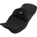 Saddlemen Roadsofa Lattice Stitch Seat for Harley 08-25 Touring (excl. 23-25 CVO; 24-25 Road Glide / Street Glide) / Black / White / Without heating / With backrest  - Customhoj