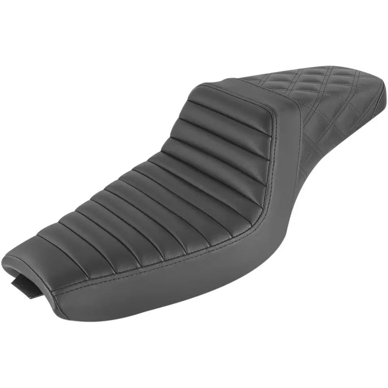 Saddlemen Step-Up Tuck-n-Roll / Lattice Stitch for Harley 04-22 XL Sportster (with 17 liter tank) / Black  - Customhoj