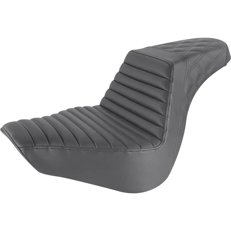 Saddlemen Step-Up Tuck-n-Roll / Lattice Stitch for Harley 23-25 Softail Breakout / Black  - Customhoj