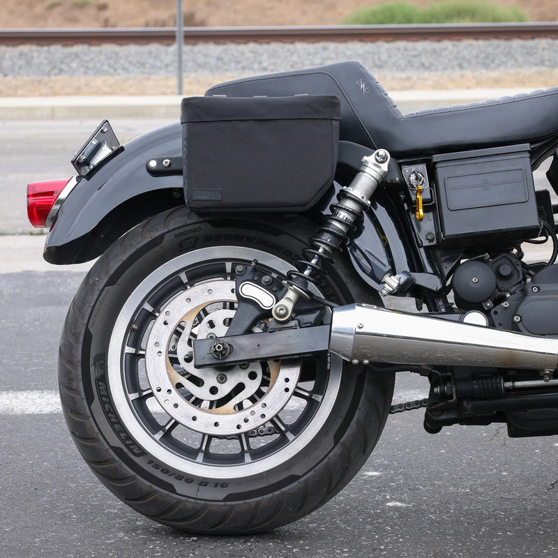 Thrashin Supply Essential Base 10L Throw-Over Motorcycle Saddlebag Set  - Customhoj